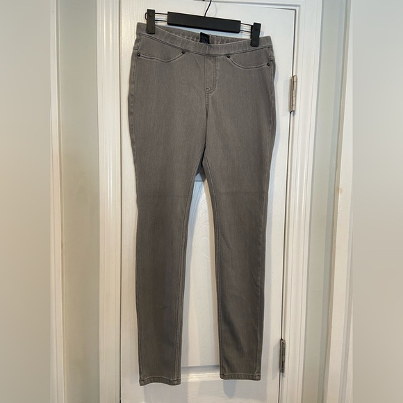 June & Daisy Size S Gray Pull On Cotton Blend Stretch Jeggings Back Pockets - Picture 1 of 11